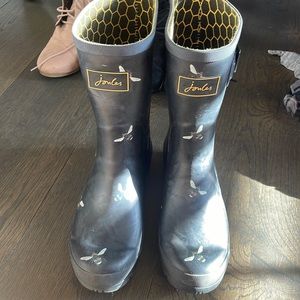 Joules black bumble bee print “hunter boots”